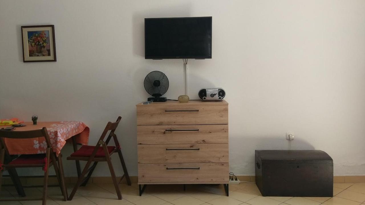 Appartement In Einem Dalmatischen Haus In Novigrad-Dalmatien Neben Zadar Novigrad  Eksteriør bilde
